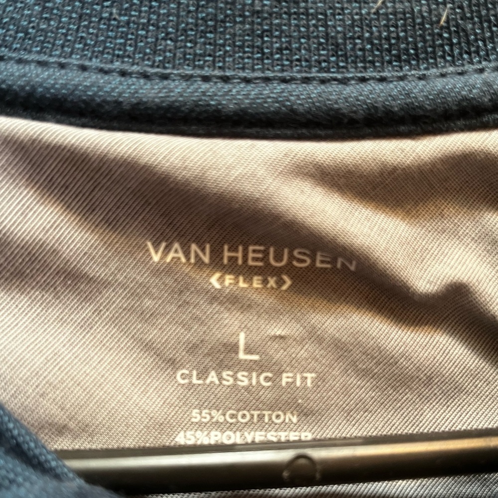 Polo - Picture 2 of 2